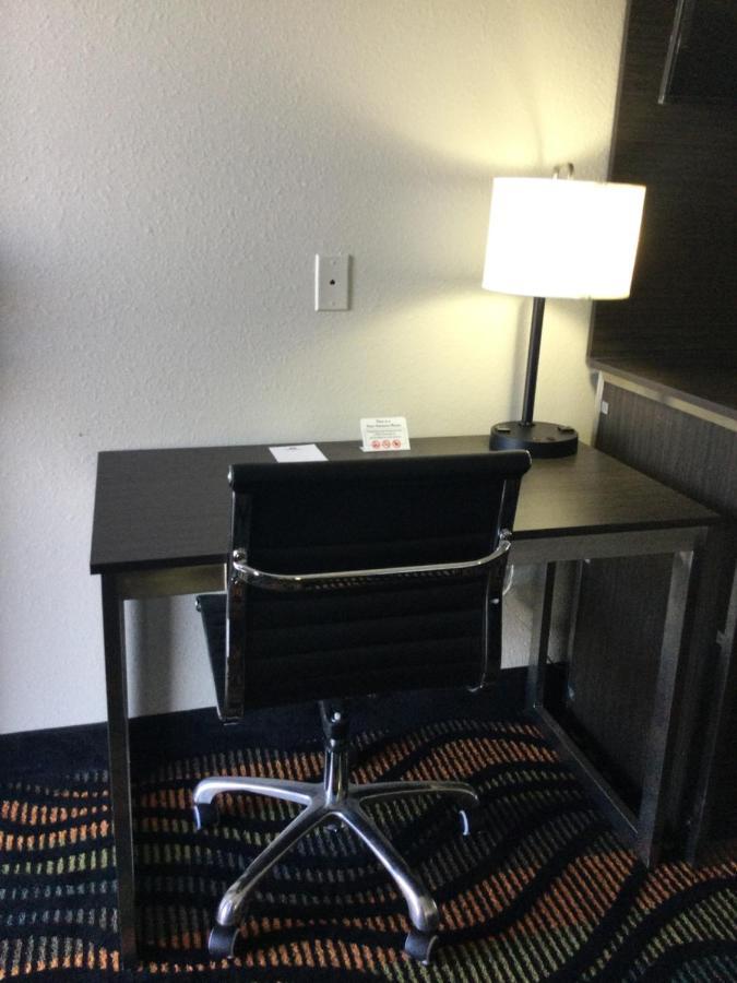 Americas Best Value Inn Muskogee Exterior foto
