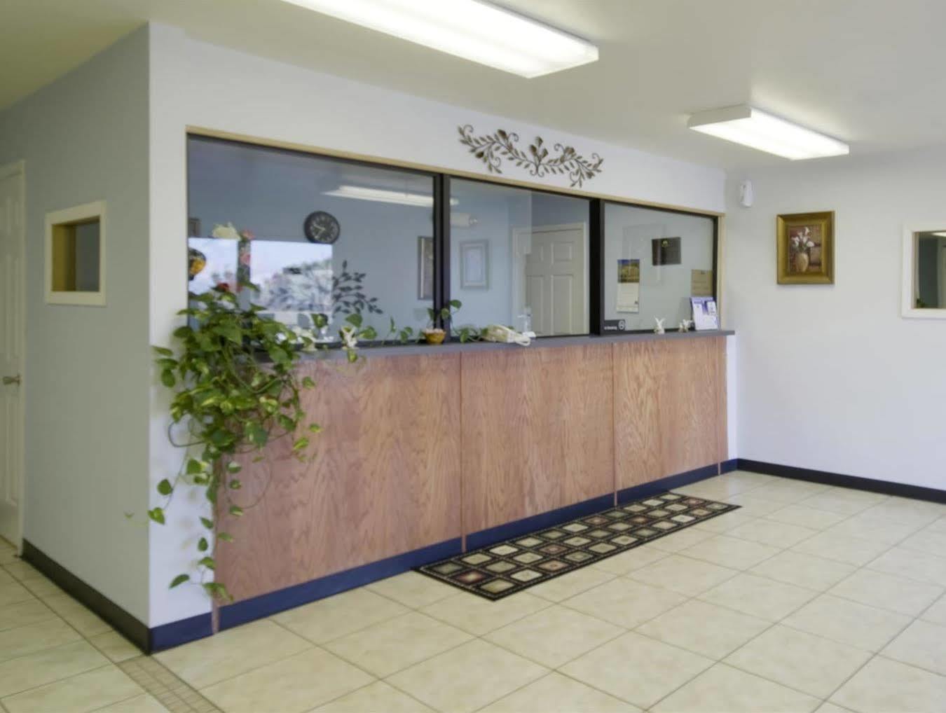 Americas Best Value Inn Muskogee Exterior foto